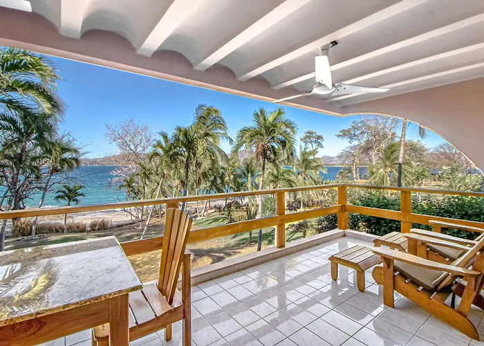 Ideal 2br Oceanfront 2nd-floor | Balcony Apartment *
