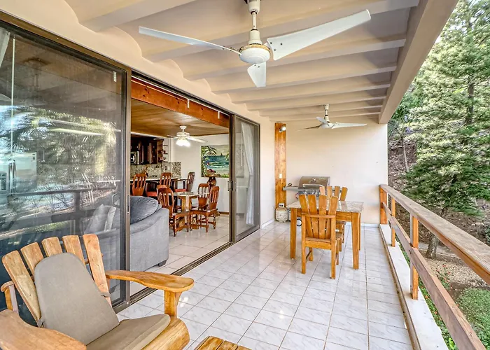 Ideal 2br Oceanfront 2nd-floor | Balcony *