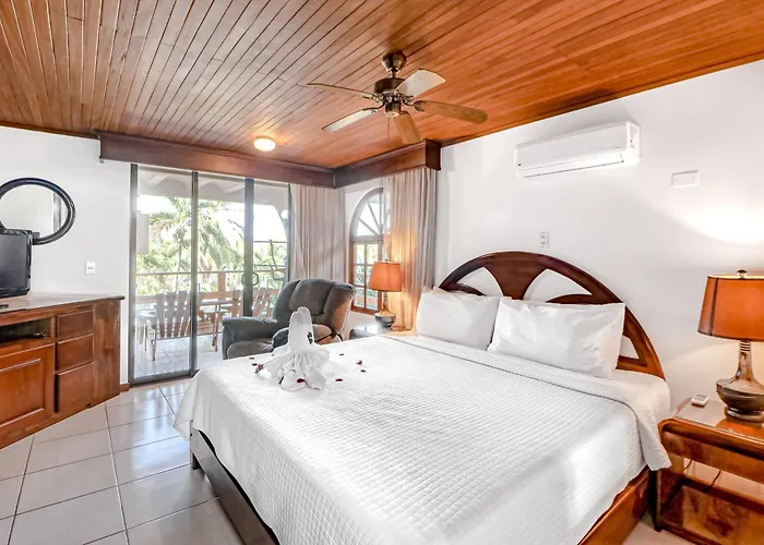 Apartment Ideal 2br Oceanfront 2nd-floor | Balcony *