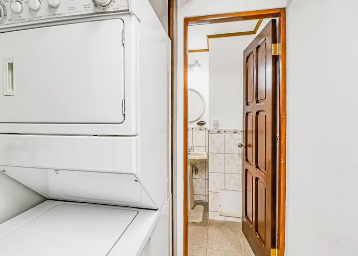 Ideal 2br Oceanfront 2nd-floor | Balcony Playa Flamingo