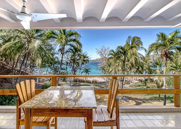 Apartment Ideal 2br Oceanfront 2nd-floor | Balcony