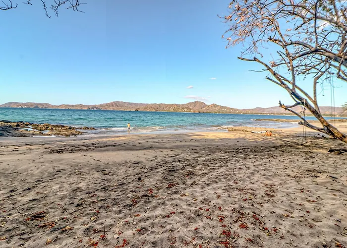 Ideal 2br Oceanfront 2nd-floor | Balcony Playa Flamingo