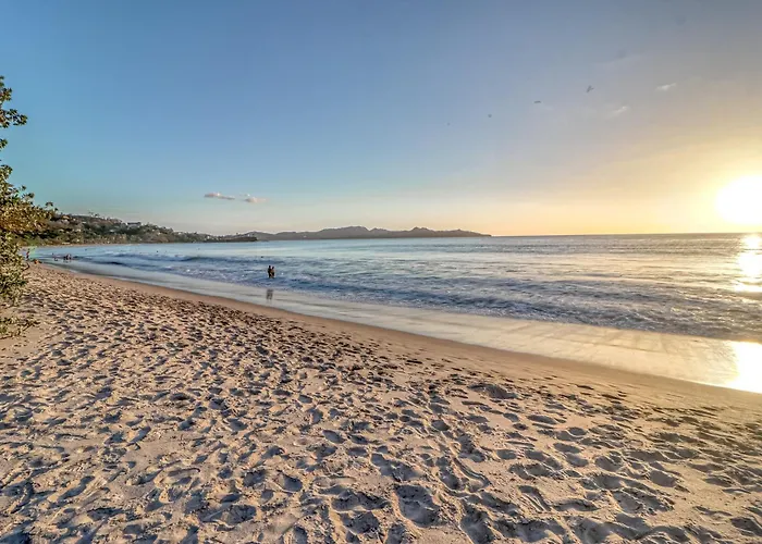 Apartment Ideal 2br Oceanfront 2nd-floor | Balcony